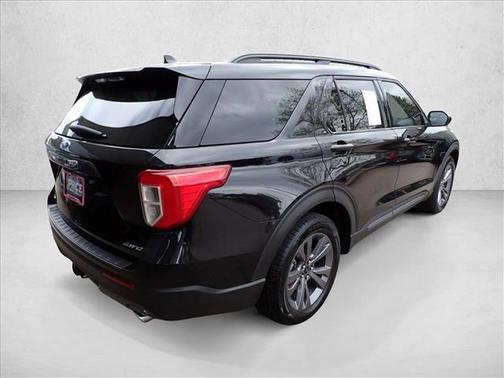 Agate Black Metallic 2023 Ford Explorer XLT