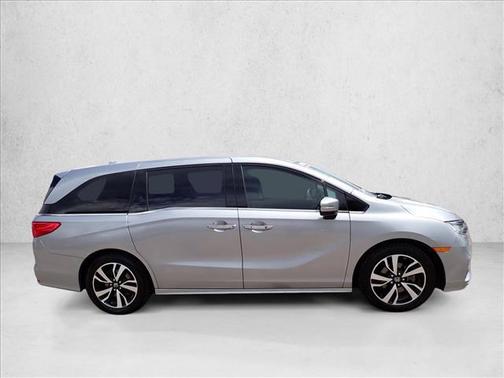 Lunar Silver Metallic 2020 Honda Odyssey Elite