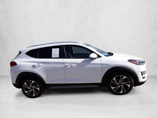 2020 Hyundai TUCSON Sport