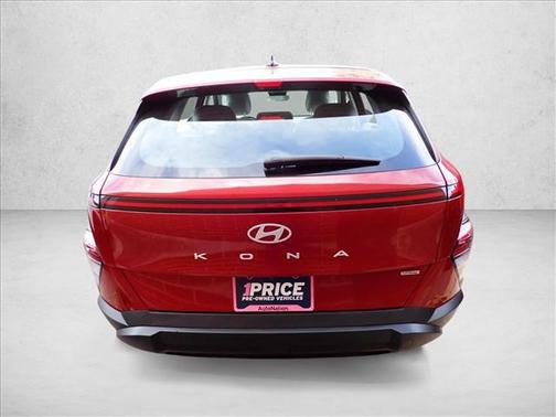 2024 Hyundai KONA SE