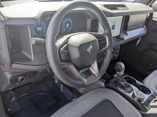 2025 Ford Bronco Base 4 Door 4x4