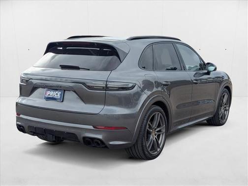 2021 Porsche Cayenne GTS