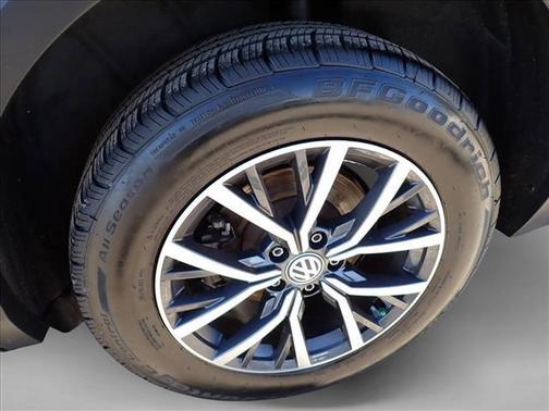 2020 Volkswagen Tiguan 2.0T SE 4MOTION