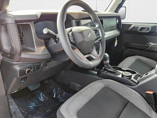 2025 Ford Bronco Base 4 Door 4x4
