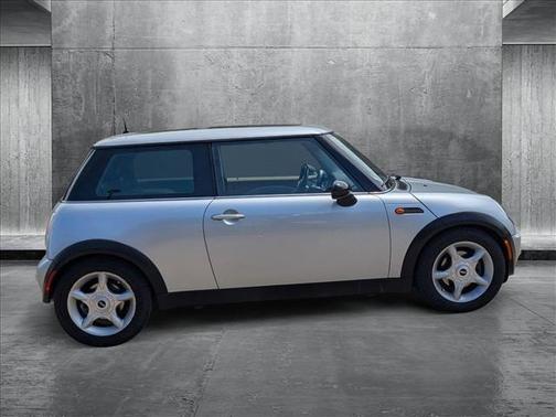 2003 MINI Cooper Base
