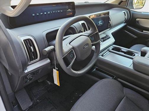 2025 Ford Expedition Max Active 4x4