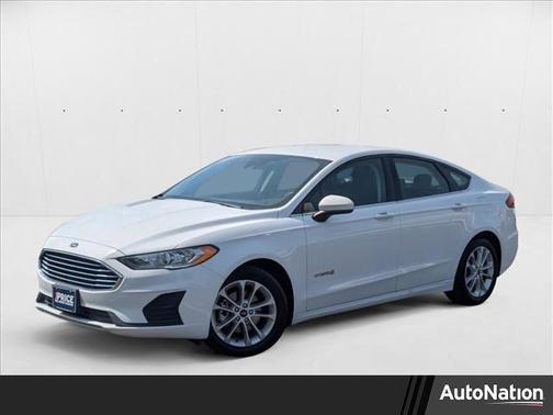 2019 Ford Fusion Hybrid SE