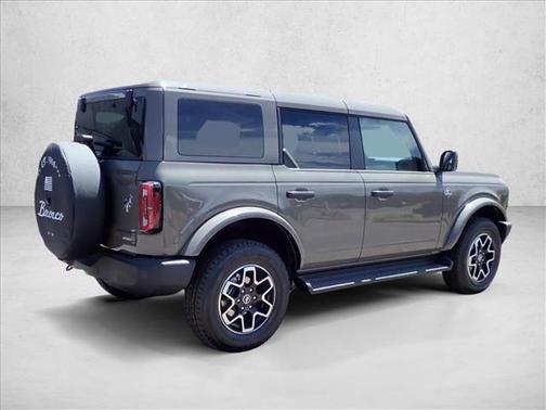 Marsh Gray 2026 Ford Bronco Outer Banks