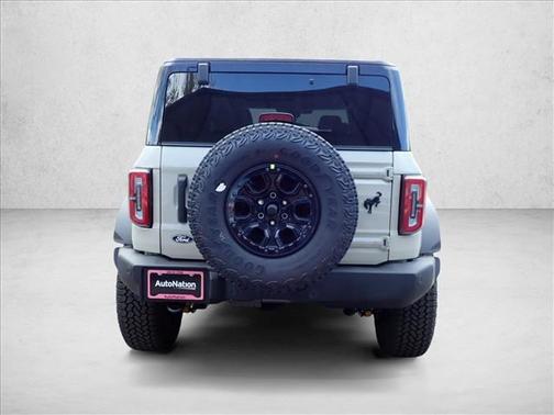 Desert Sand 2026 Ford Bronco Outer Banks