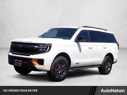 Star White Metallic Tri-Coat 2026 Ford Expedition Tremor
