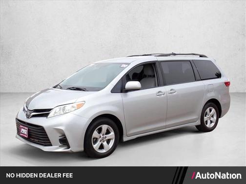 Celestial Silver Metallic 2020 Toyota Sienna LE