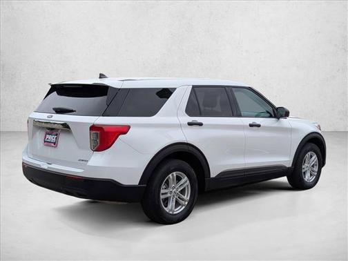 2023 Ford Explorer Base 4WD