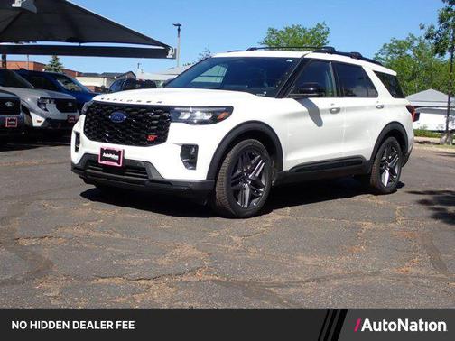 Star White Metallic Tri-Coat 2026 Ford Explorer ST