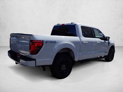 Avalanche 2026 Ford F-150 XLT
