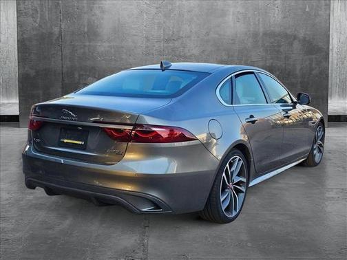 2022 Jaguar XF R-Dynamic SE P300 AWD Automatic