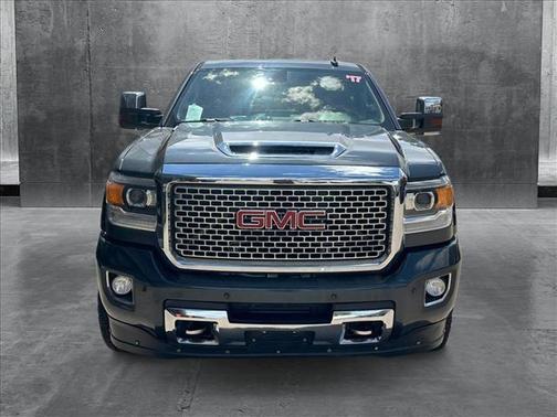 2017 GMC Sierra 2500 Denali