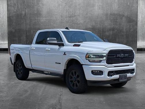 2022 RAM 2500 Laramie Crew Cab 4x4 6'4' Box