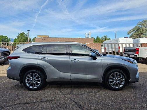 2023 Toyota Highlander Limited