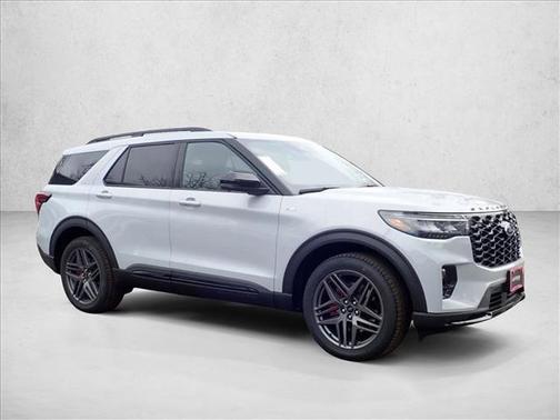 Space White Metallic 2026 Ford Explorer ST-Line