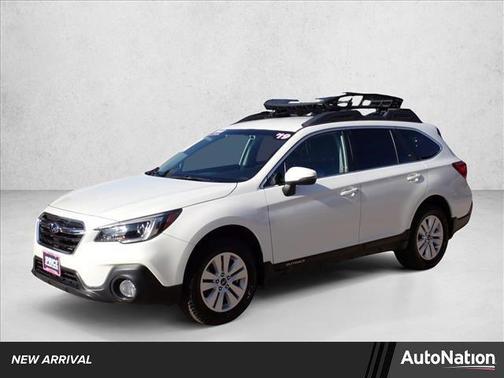 Crystal White Pearl 2019 Subaru Outback 2.5i Premium
