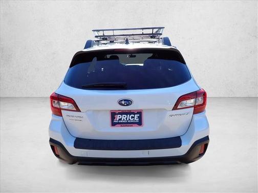 Crystal White Pearl 2019 Subaru Outback 2.5i Premium