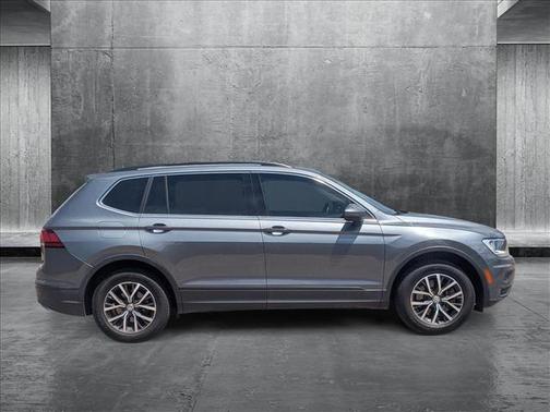 2019 Volkswagen Tiguan 2.0T SE