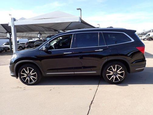 Crystal Black Pearl 2022 Honda Pilot AWD Elite