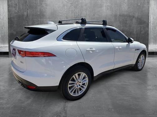 2017 Jaguar F-PACE 35t Prestige