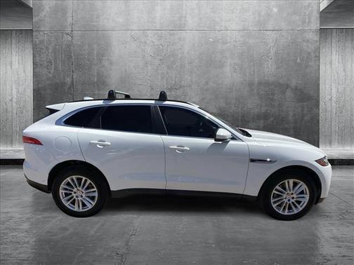 2017 Jaguar F-PACE 35t Prestige