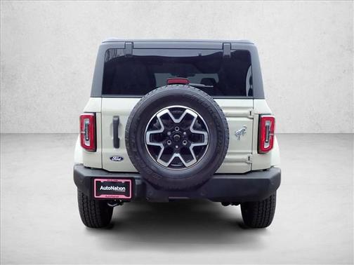 Desert Sand 2026 Ford Bronco Outer Banks
