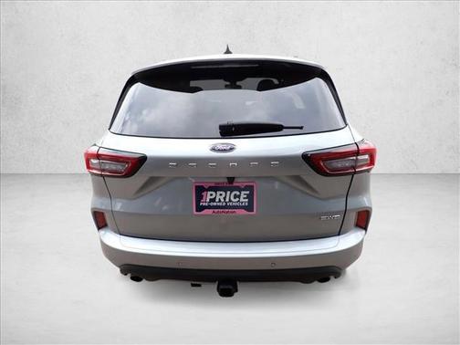 Iconic Silver Metallic 2023 Ford Escape ST-Line Select