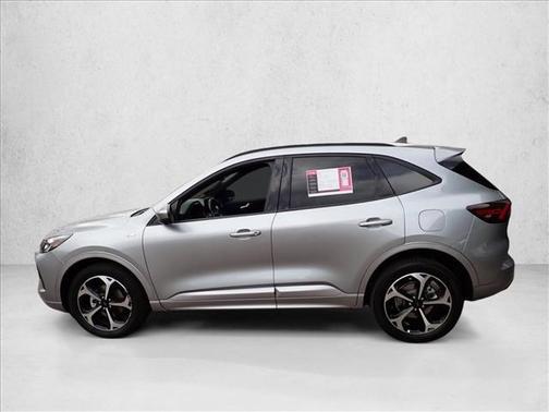 Iconic Silver Metallic 2023 Ford Escape ST-Line Select