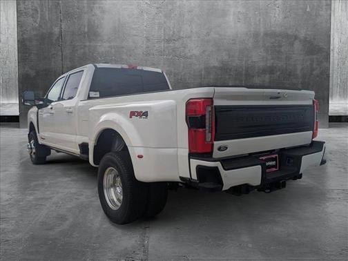 2025 Ford F-350 Platinum