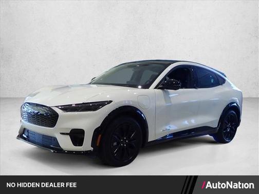 Star White Metallic Tri-Coat 2026 Ford Mustang Mach-E Premium