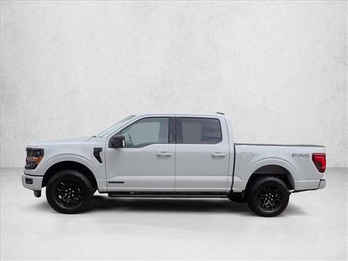 Avalanche 2026 Ford F-150 XLT