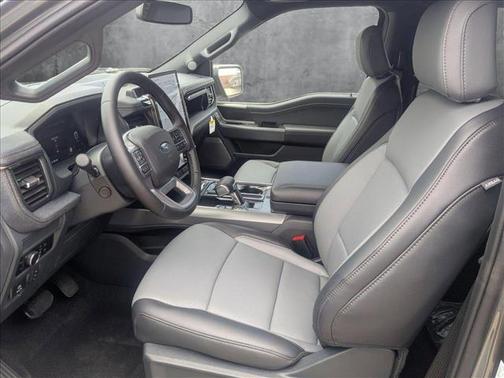 2025 Ford F-150 Lightning LARIAT