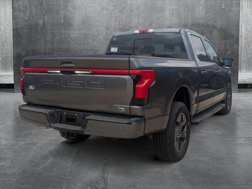 2025 Ford F-150 Lightning LARIAT