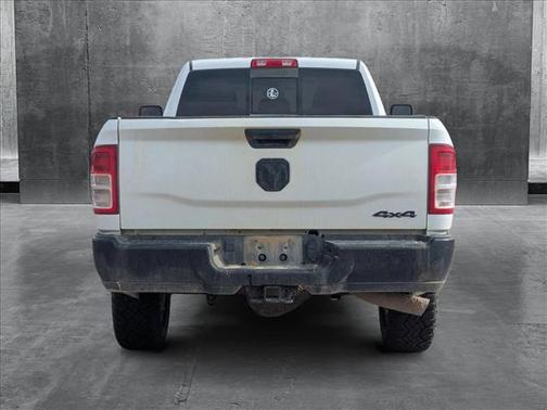 2024 RAM 3500 Tradesman Crew Cab 4x4 8' Box