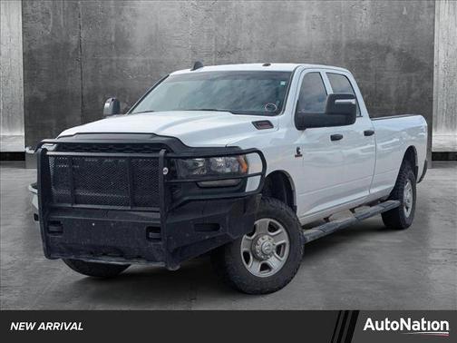 2024 RAM 3500 Tradesman Crew Cab 4x4 8' Box