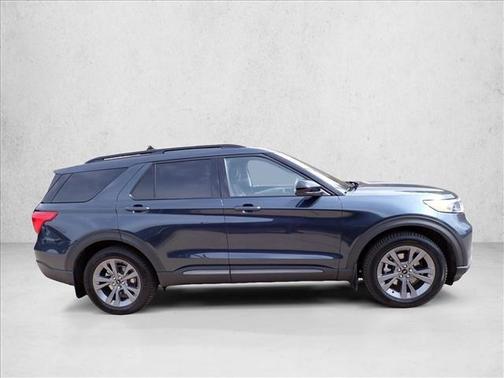 Stone Blue Metallic 2022 Ford Explorer XLT