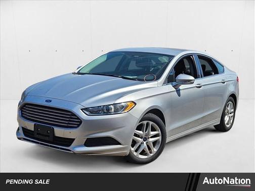 2015 Ford Fusion SE