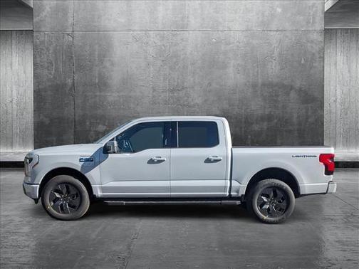 2025 Ford F-150 Lightning LARIAT