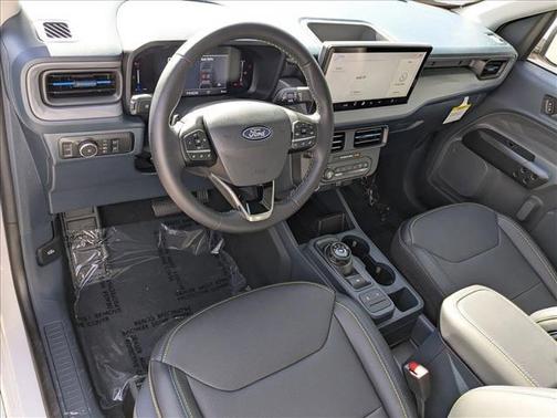 2025 Ford Maverick Lobo Standard