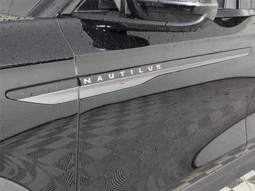 2025 Lincoln Nautilus Premiere