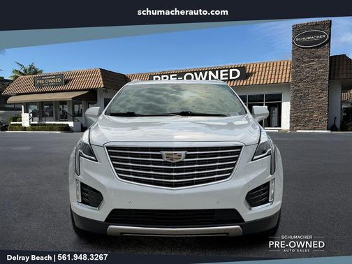 Crystal White Tri-Coat 2017 Cadillac XT5 Platinum
