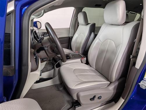 2018 Chrysler Pacifica Touring-L Plus