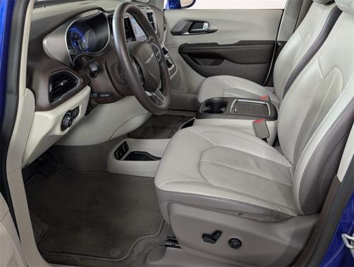 2018 Chrysler Pacifica Touring-L Plus