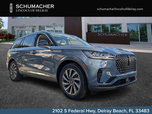 Whisper White 2026 Lincoln Aviator Premiere