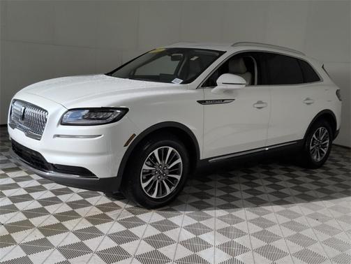 2022 Lincoln Nautilus Standard