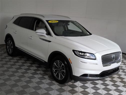 2022 Lincoln Nautilus Standard